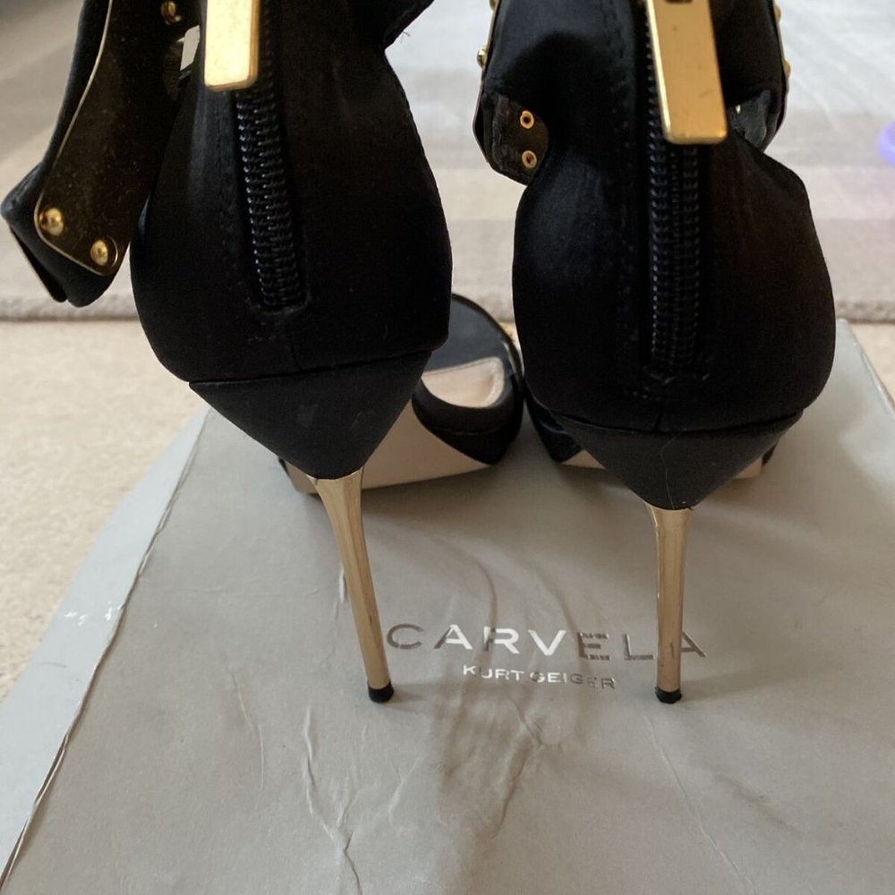 Carvella shoes size 5 - Picture 4 of 5